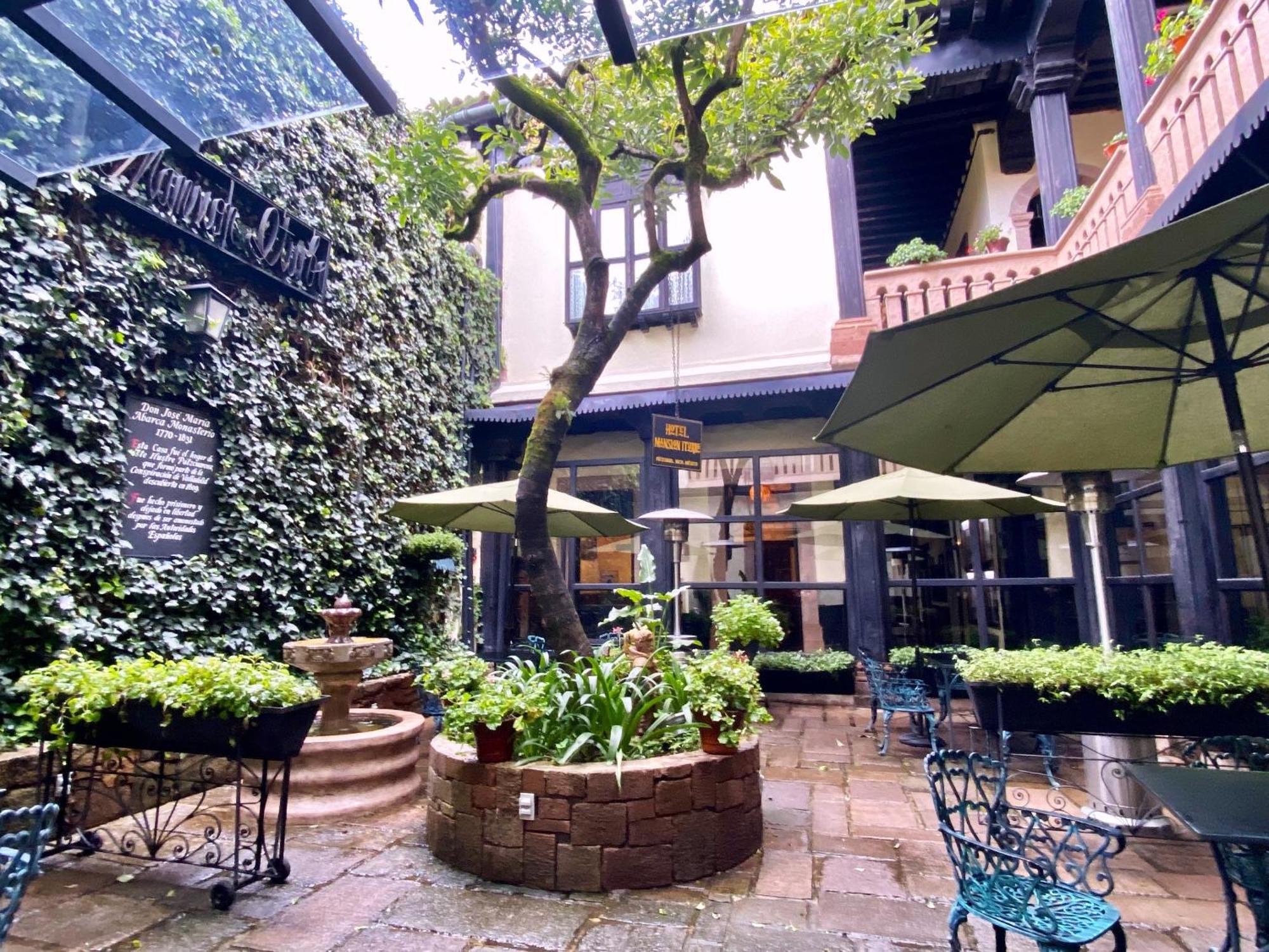 Hotel Mansion Iturbe Patzcuaro Ngoại thất bức ảnh