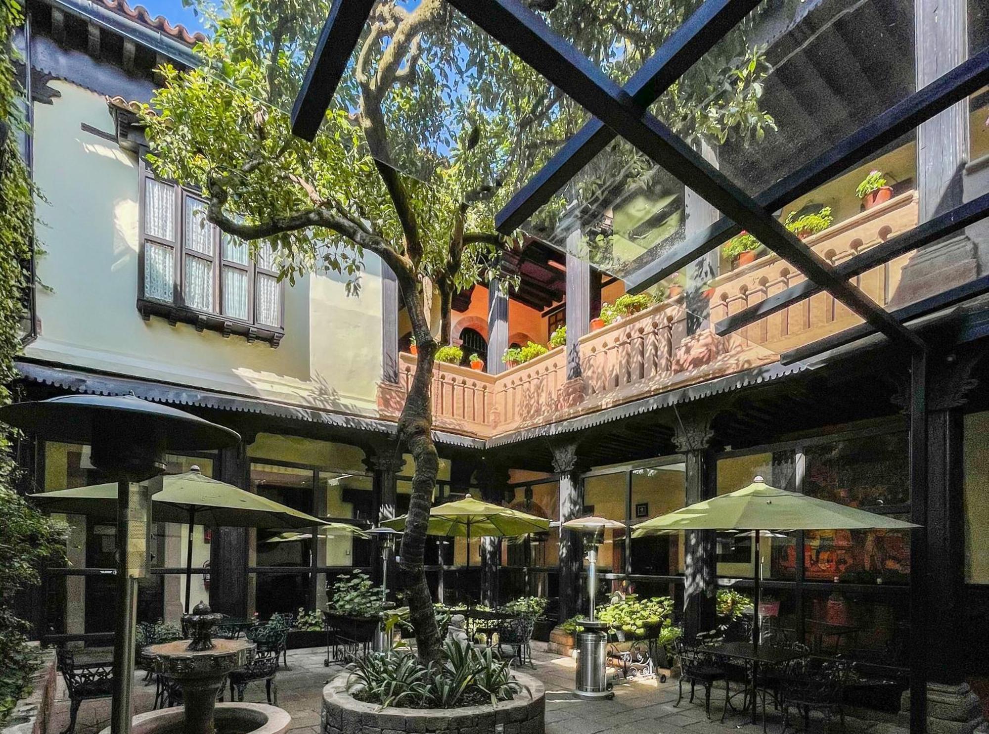 Hotel Mansion Iturbe Patzcuaro Ngoại thất bức ảnh